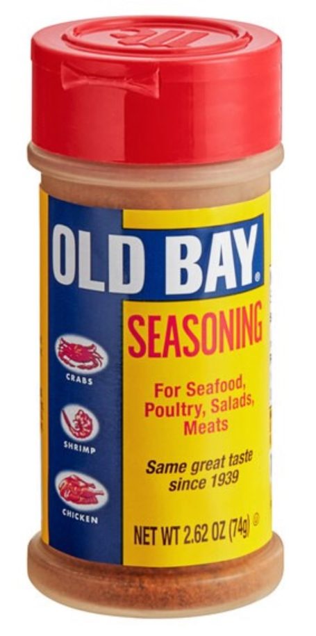 Dose mit Old Bay Gewürz, rot-weißer Deckel, für Meeresfrüchte und Gemüse.